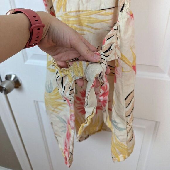 Billabong | Cream Tropical Floral Wrap Dress Size Small - Picture 4 of 9